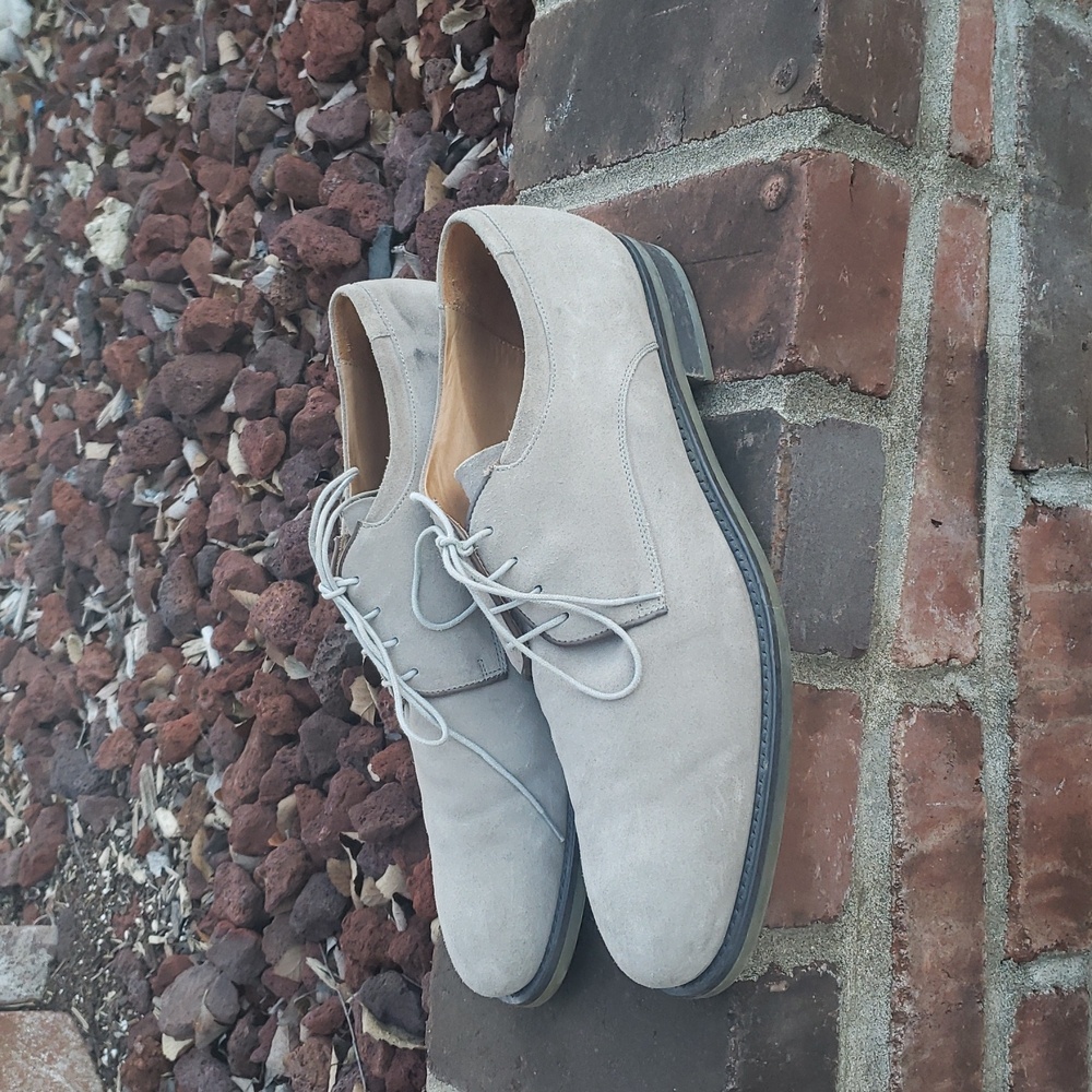 VINCE Suede Leather Loafer Dress Shoes Size 9 Taupe Old Money Classic Italy